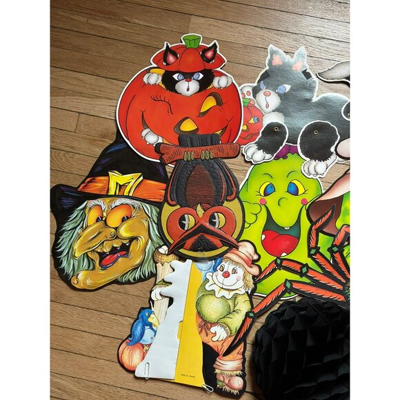 VTG Halloween Die-Cut Decorations 3D Moveable Witch Cat Pumkin Spider Lot of 8 - Picture 3 of 7